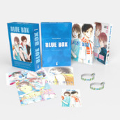 Blue box. The blue box edition. Con illustration card. 1-2.