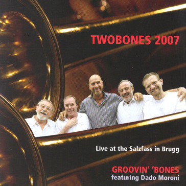 Groovin' bones - TWOBONES