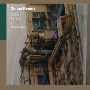 Holding the mirror for sophia loren - Donna Regina