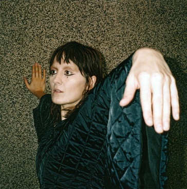 Crab day (colour version) - Cate Le Bon