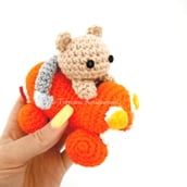 Crochet pattern car with bear