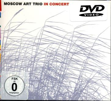 In concert - Moscow Art Trio