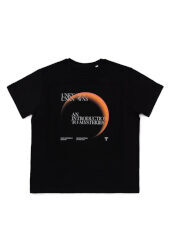 T-shirt nera M Triennale logo 23Â° arancio