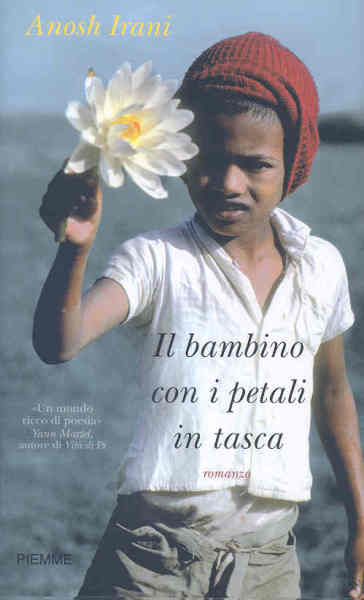 BAMBINO CON I PETALI IN TASCA (IL)